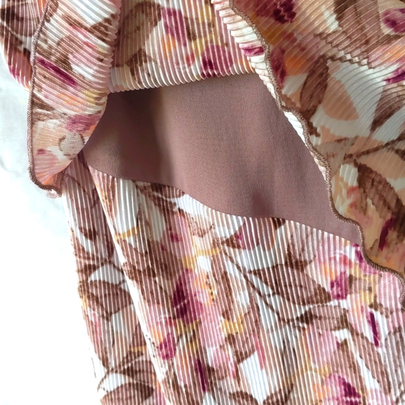 Connected Apparel Faux Pleat Dress - Picture 5 of 7